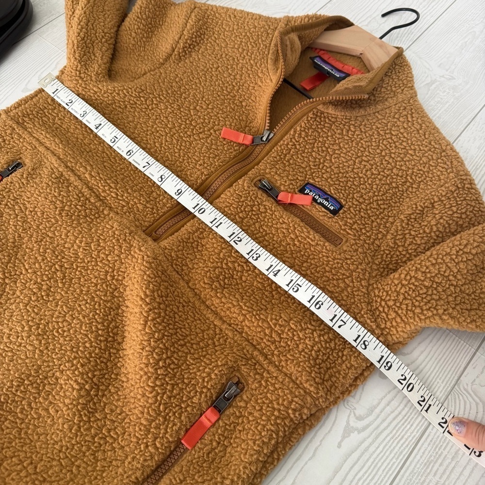 Patagonia Retro Pile Marsupial Pullover - Picture 5 of 10